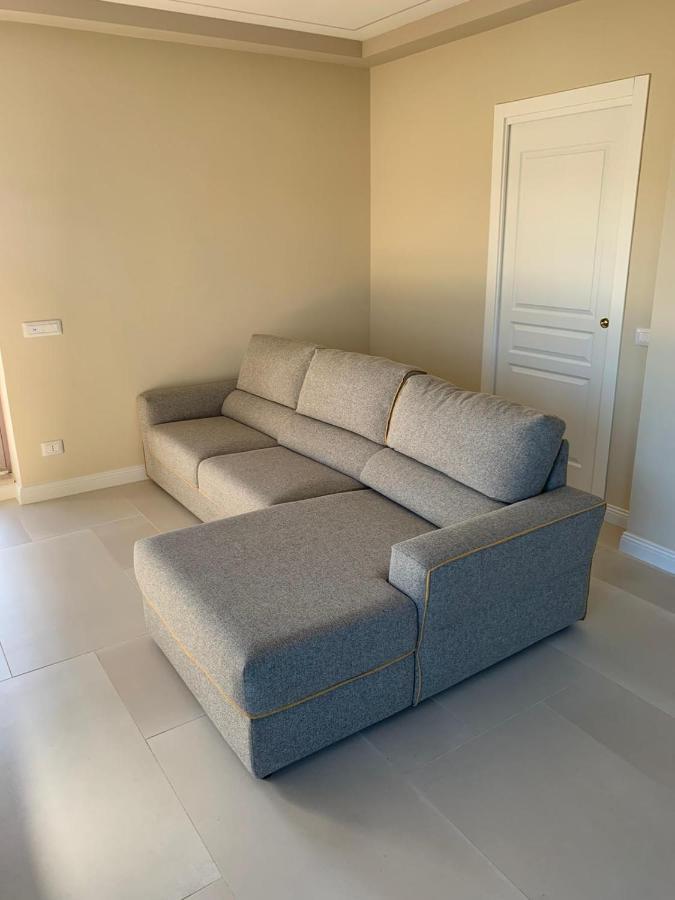 Penthouse Aureliana Attico Con Piscina A Lejlighed *
